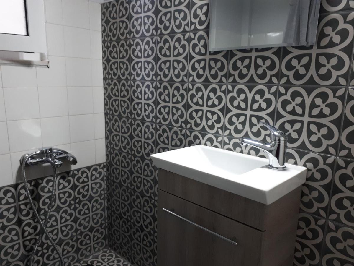Mignon Apartment เอเธนส์ ภายนอก รูปภาพ